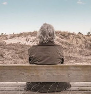 #RetirementGap - Lady on bench2